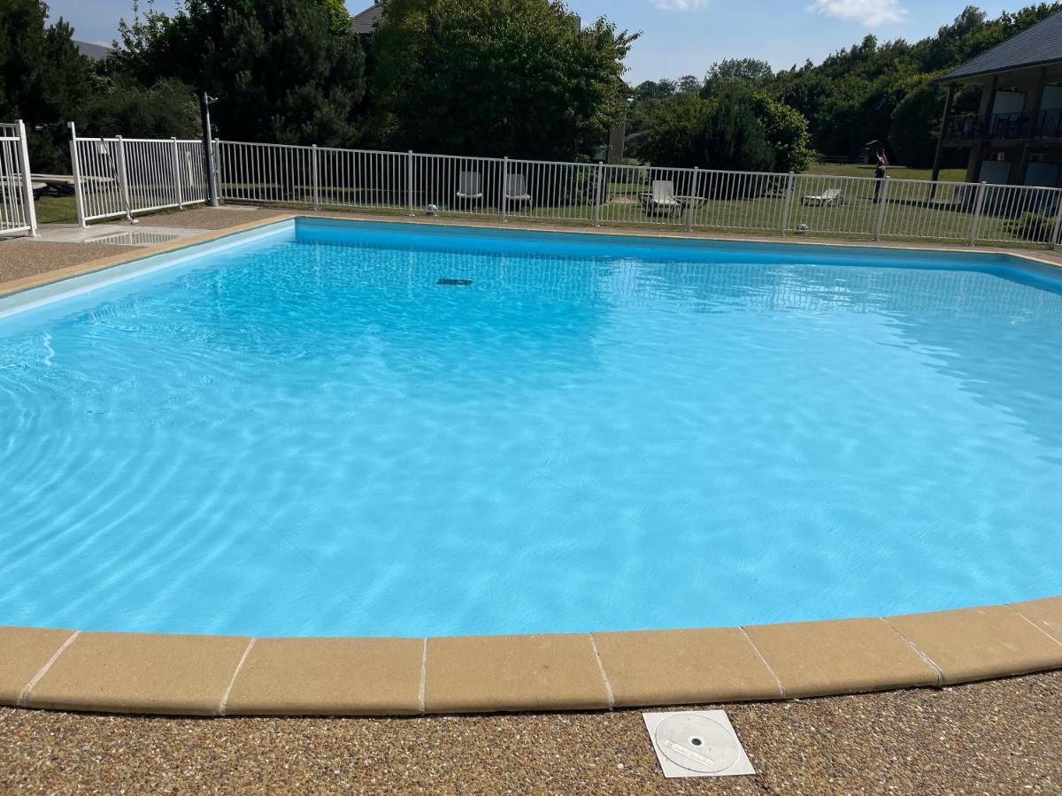 Studio Cote Piscine Leilighet Équemauville Eksteriør bilde